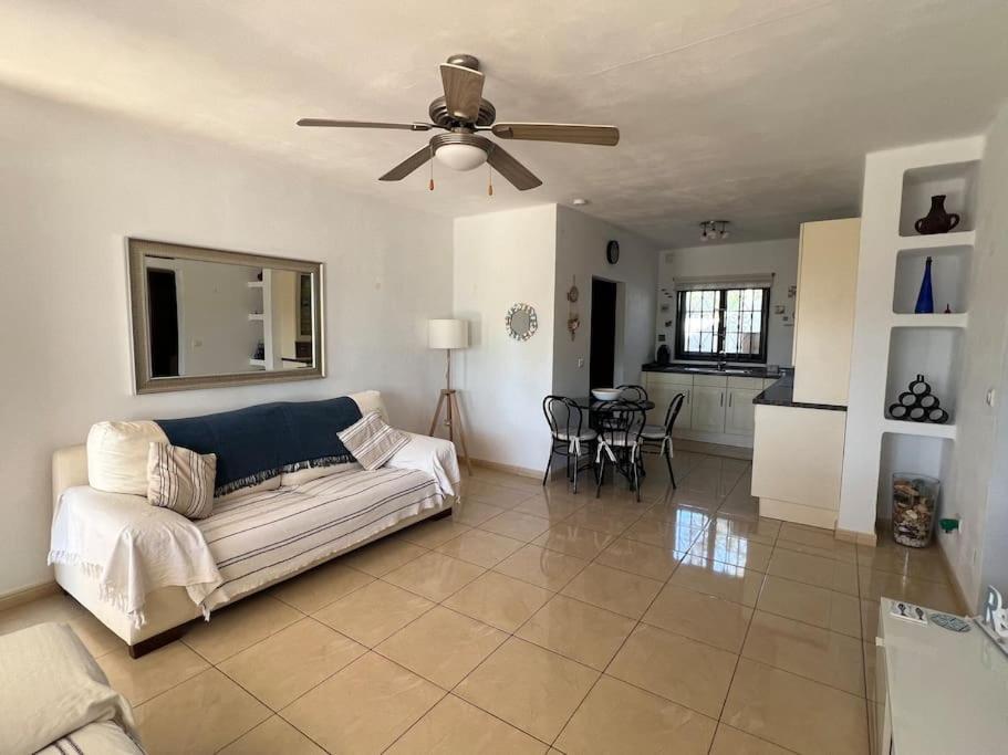 Casa Mo, 2 Bedroom Apartment Close To The Beach Puerto del Carmen  Exterior foto