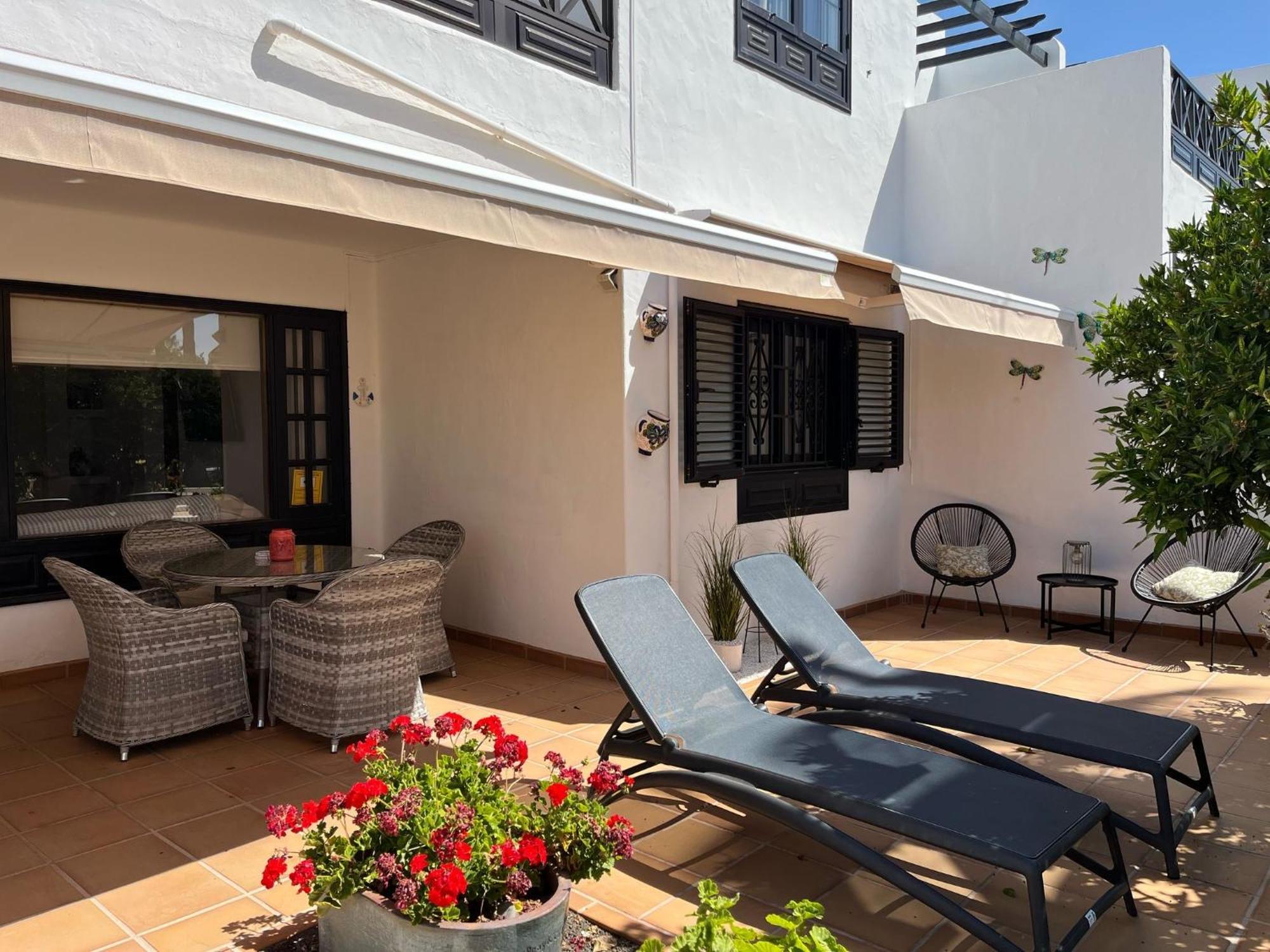 Casa Mo, 2 Bedroom Apartment Close To The Beach Puerto del Carmen  Exterior foto